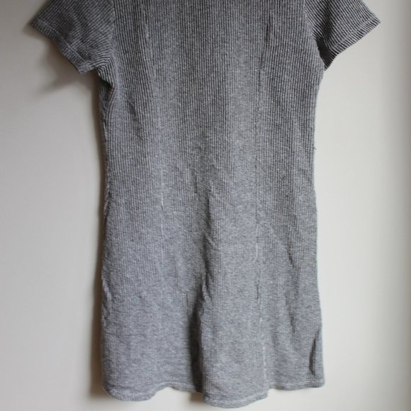 ZARA Knit T-Shirt Button-up Dress - Picture 2 of 3